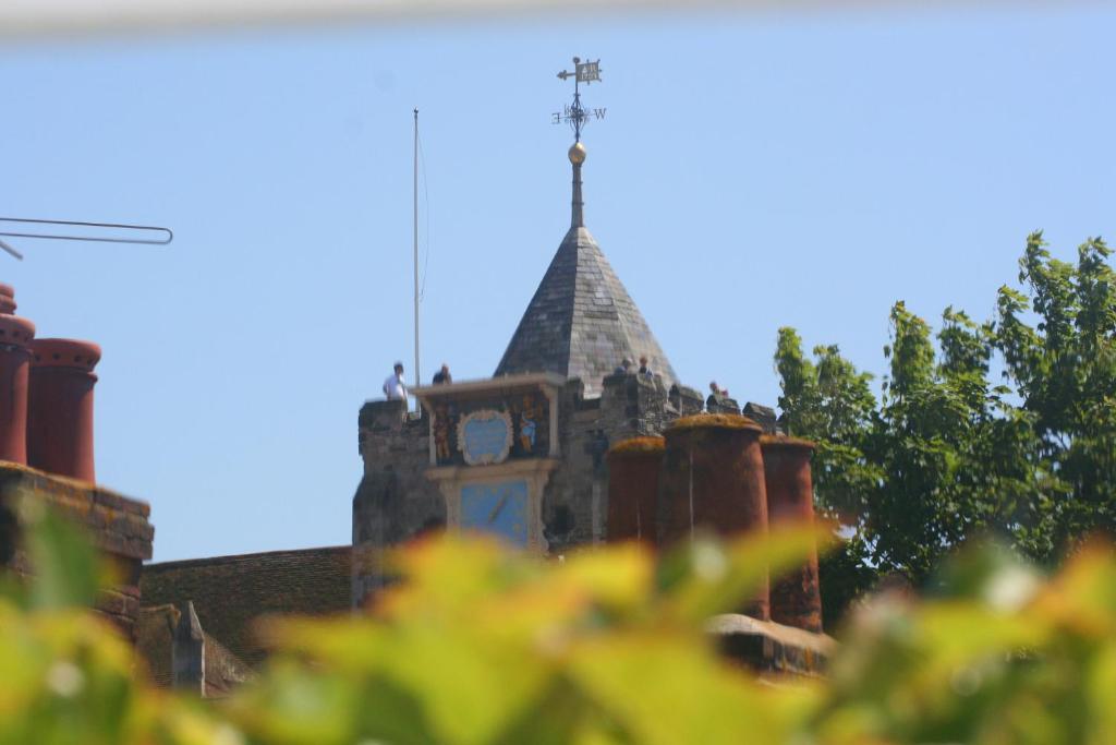 Whitehouse Rye Bed & Breakfast ภายนอก รูปภาพ The church in Saint-André-de-Lidon
