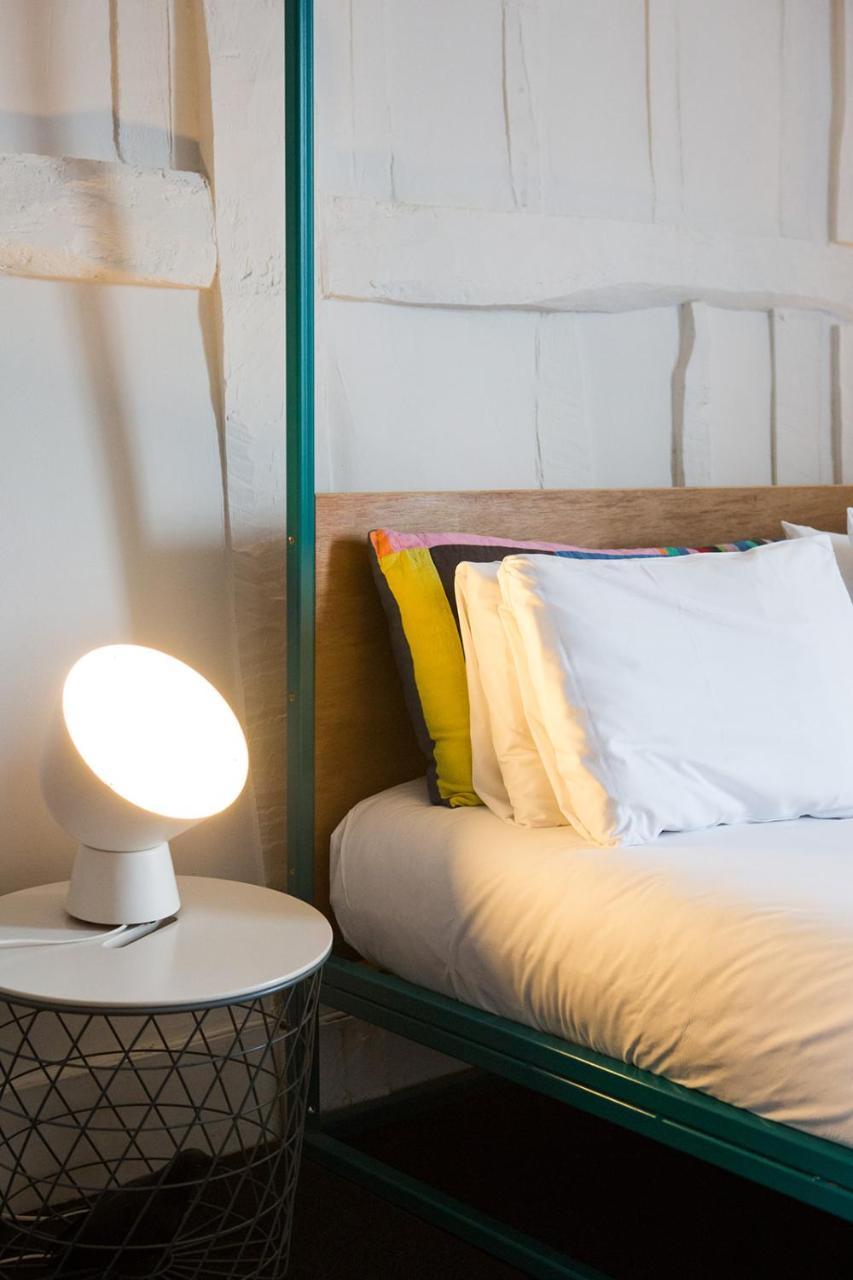 Whitehouse Rye Bed & Breakfast ภายนอก รูปภาพ A lamp